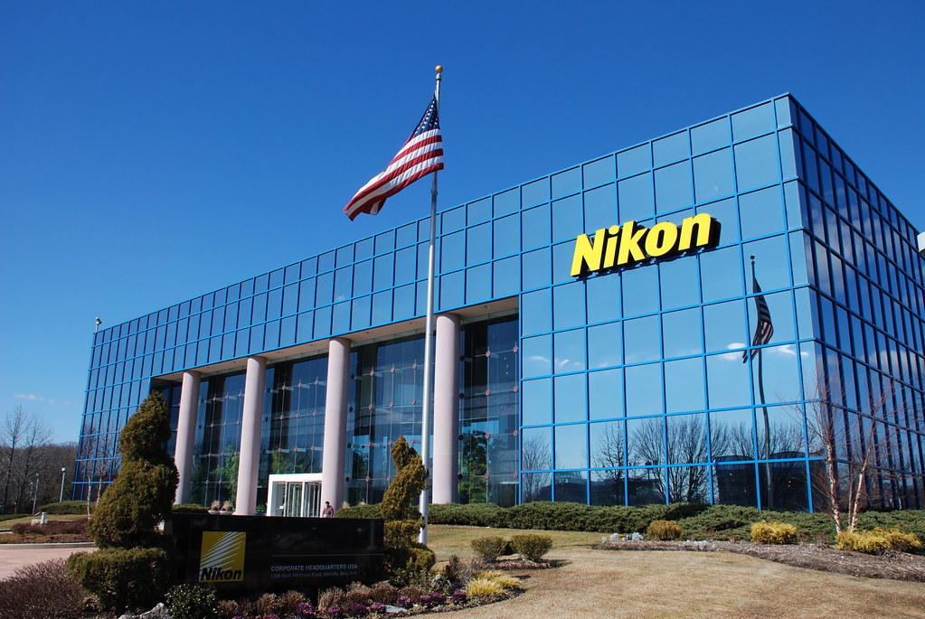 SWOT Analysis of Nikon | IIDE