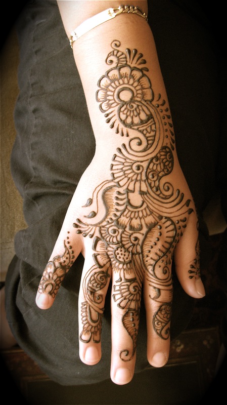 lupe's hand henna