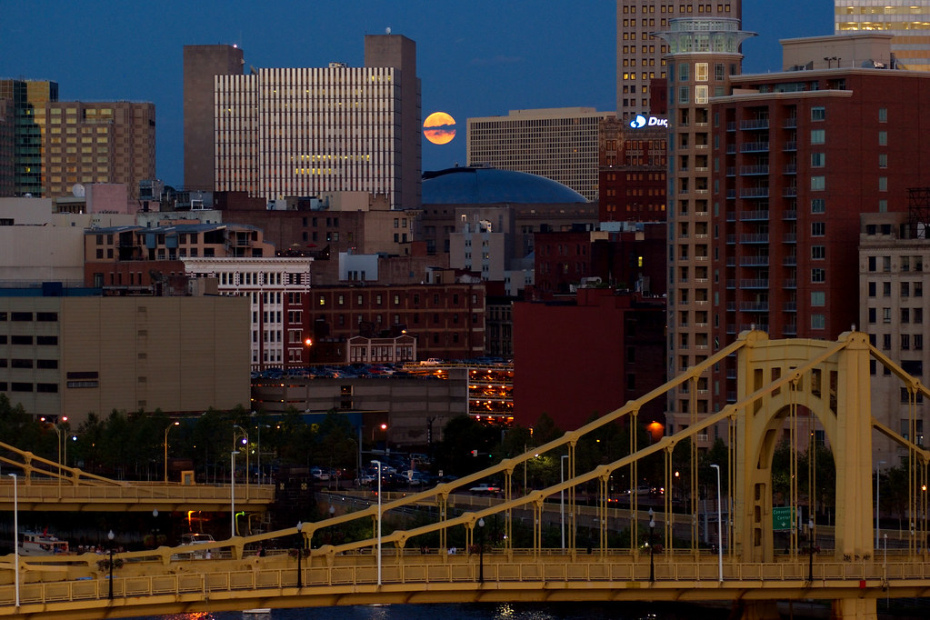 Pittsburgh Moonrise 5713