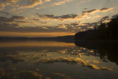 november sun lake reflection water sunrise bloomington lakemonroe cutright ripma ericripma