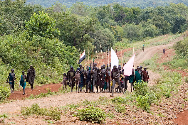 107 - A rivaling surma group arrives for the donga stick fighting