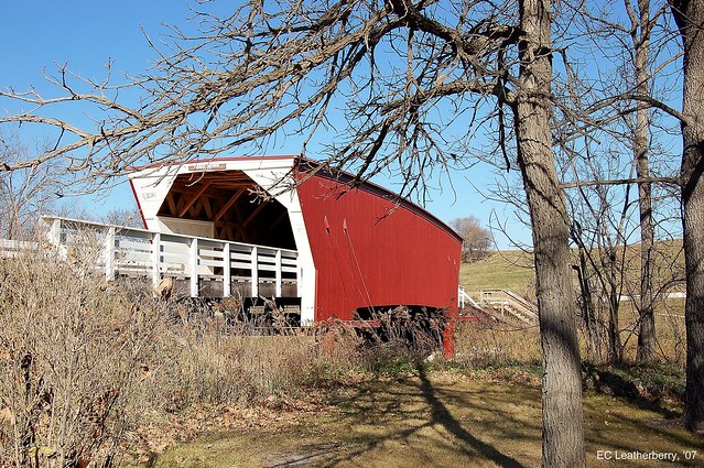 Iowa, Madison County, Cedar Covered Bridge (11,009b)