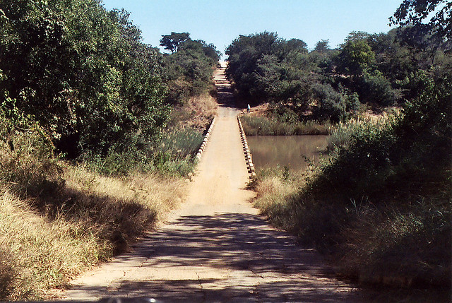 Mupfure River Crossing