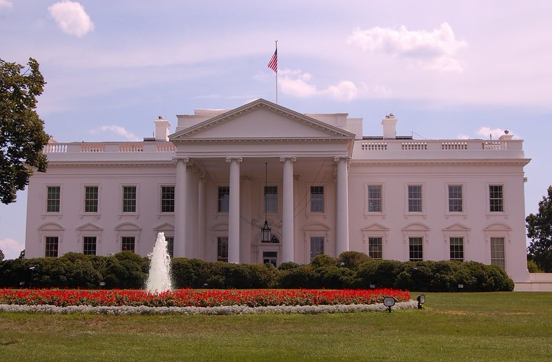 Trump trao huân chương cho Musk, Huang, Su, Dell và Nadella: cổ phiếu công nghệ nào được chú ý?