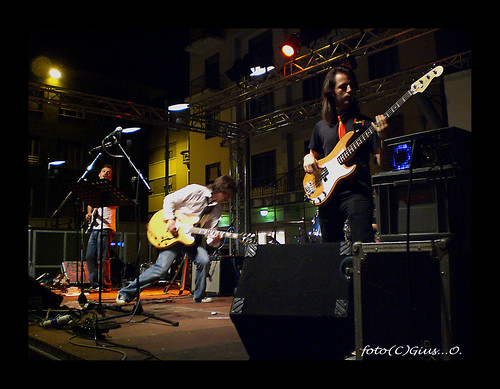 TRENTO-Estate 2008-Ricordando i BEATLES by [ il_fotostile ] by Giuseppe ONORATI photography