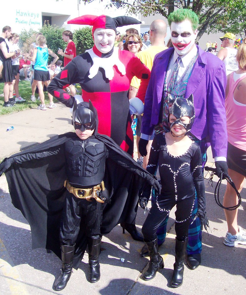Batman, Cat Woman, Joker, Harley Quinn - Costume contest ...