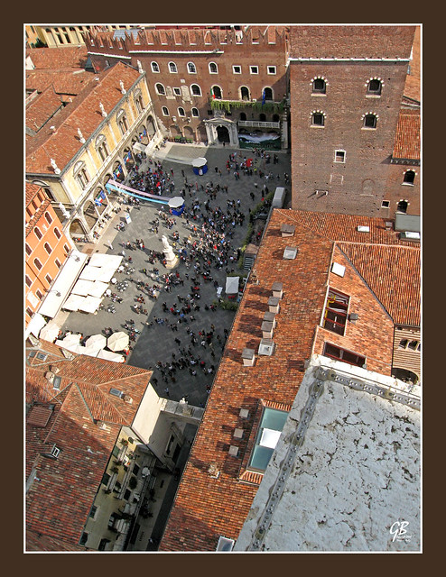 20080928_8258b_piazza dei Signori vista dalla Torre dei Lamberti a Verona