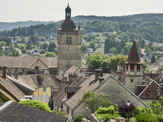 Orgelet gezicht over het stadje vanaf de kasteelberg. Orgelet view from the castel mountain