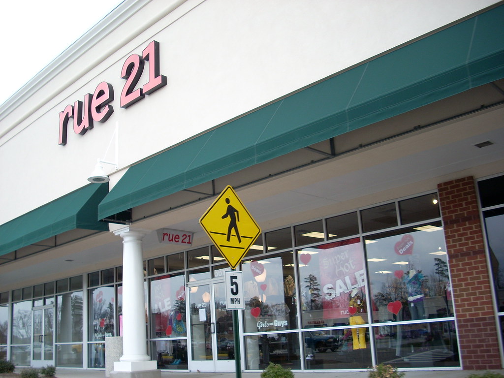 rue 21 | rue 21 (4,000 square feet) 6610-P Mooretown Road, W… | Flickr