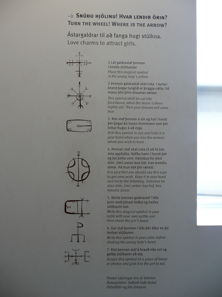 viking symbols_002