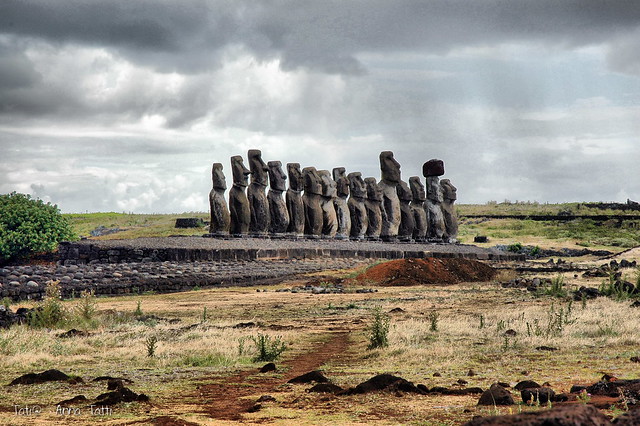 Rapa Nui:   Ahu Tongariki