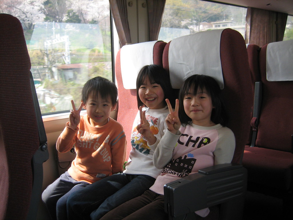 Cheese | Everyone in Japan shows the peace sign when taking … | Flickr