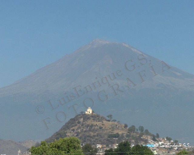 Atlixco Cerro Sn Miguel y Popocatepetl