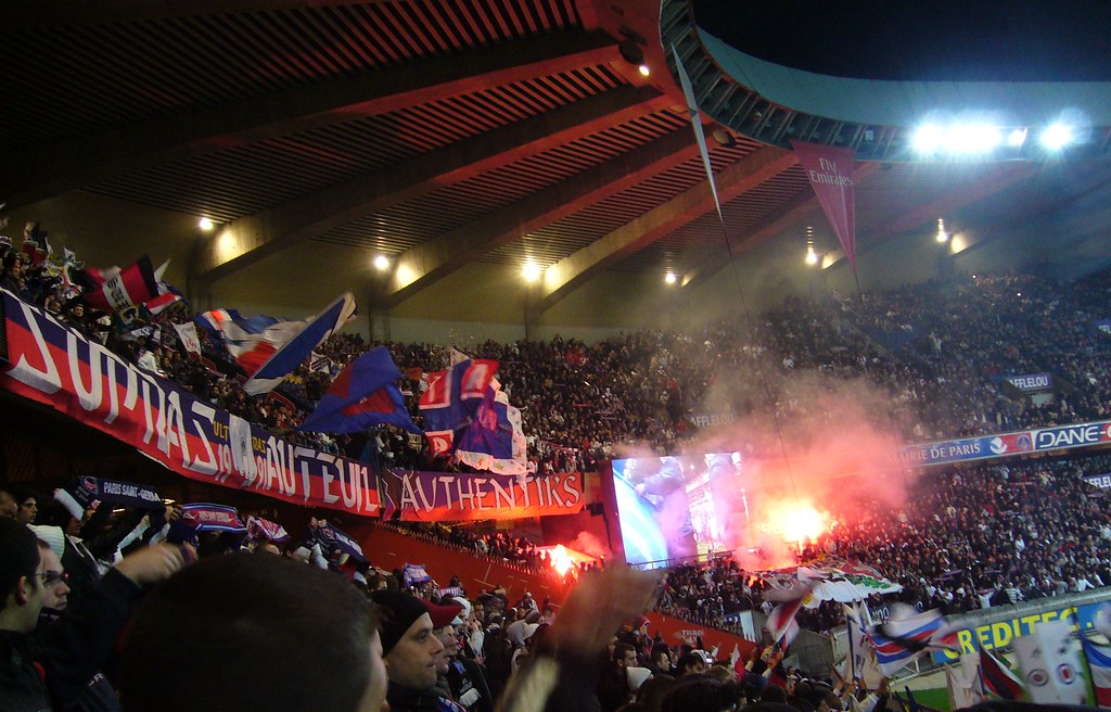 Auteuil et la tribune G lors de PSG 1-0 Lille - PSGMAG.NET - Flickr