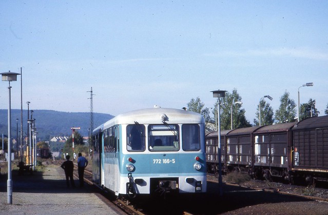 Ferkeltaxe at Gernrode  DB Schienenbus  772 166-5, October 1995