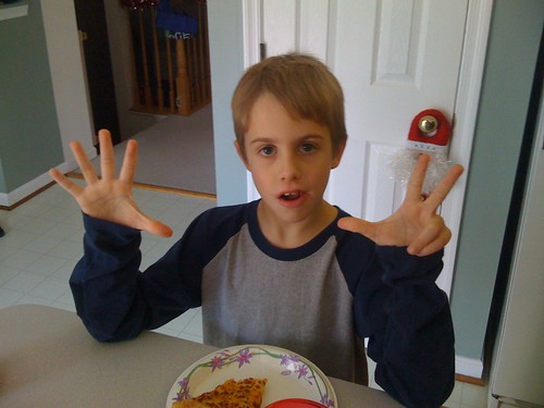 Fingers up as his age (Eight) - Ashburn, Dec 21, 2008