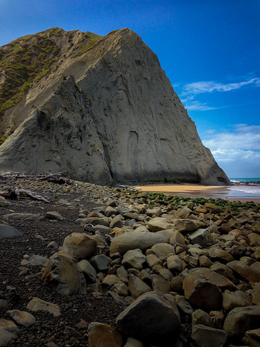 newzealand cliff seascape beach nature landscape sand nz oceanbeach northisland coastline hastings hawkesbay iphone coastallandscape