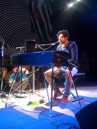 Yoni and his Rhodes | Oakland musician Why? (aka Yoni Wolf),… | Flickr