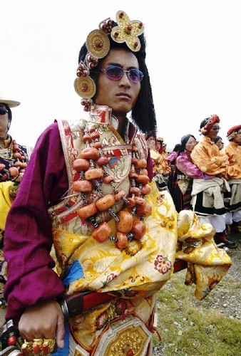 Khampa Tibetan Costume at Litang in 2020 | Beauty around 