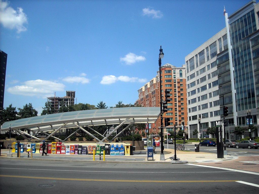 Navy Yard Metro The Navy Yard Metro station at New Jersey … Flickr