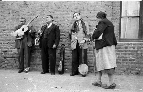 Santiago 1950, blind musician, musicos ciegos, revista Life