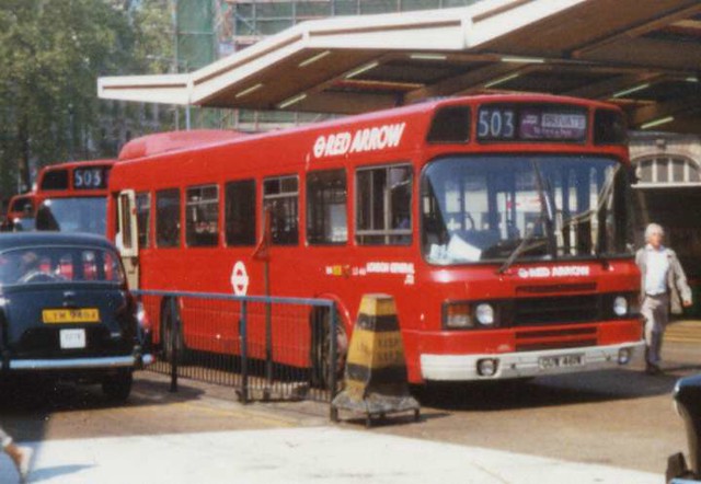 London Buses 'Red Arrow' Leyland National II LS461 (GUW461W)
