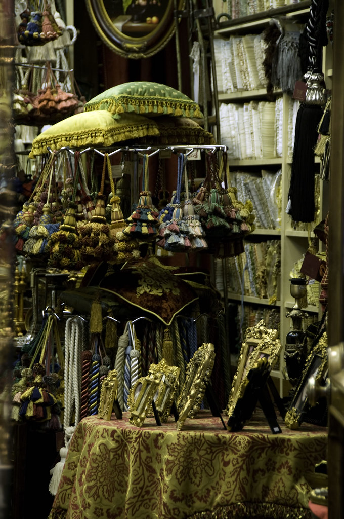 Kitsch Rugs Rugs, tassles, kitsch | Tuscany, February 2009 Tuscany, Febr… | Flickr