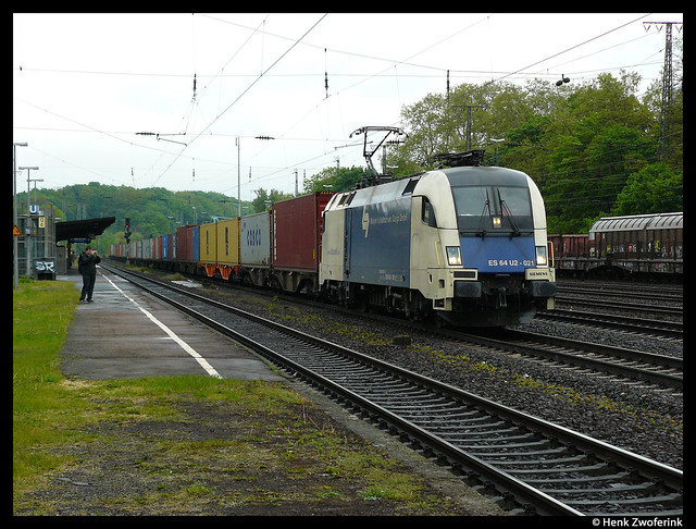 Wiener Lokal Bahn ES64U2-21