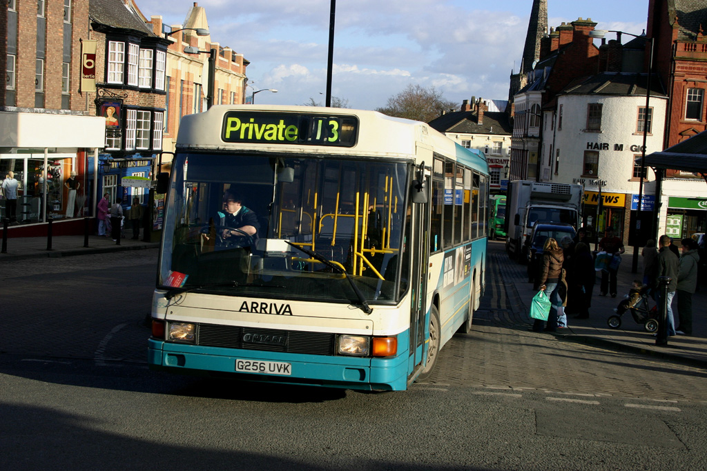 2005-02-18 G256 UVK Daf SB220-Optare Delta 4095 of Arriva … | Flickr