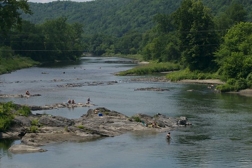 summer green water river vermont whiteriver southroyalton nikond200