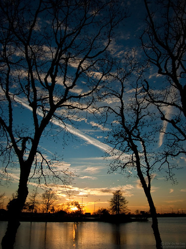 trees sunset sky water clouds pond vaportrails explore498 file:name=dsc03876