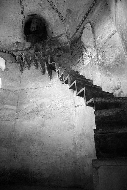Scary Stairs - Orchha
