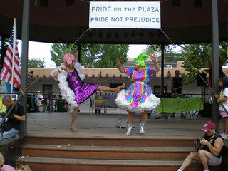 Basha Riddick prideplaza2008-13 | Wenda and Guava the drag queens perform ...