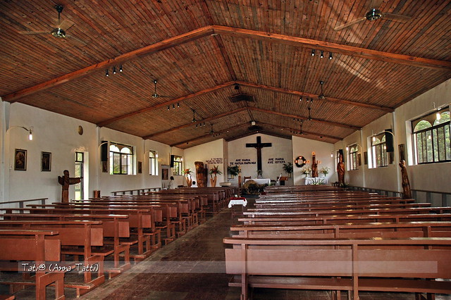 Hanga Rona - La Chiesa