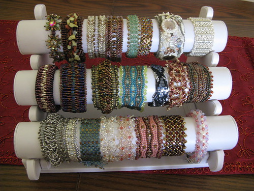 bracelet display stand | by Cielo Design