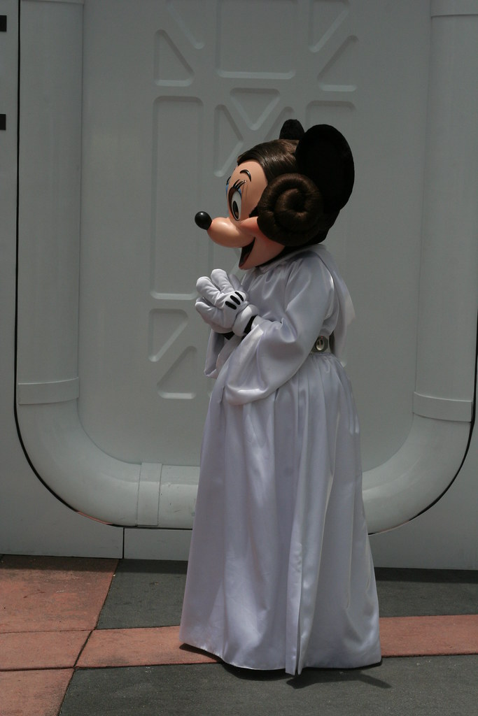 Minnie Mouse as Queen Amidala on Star Wars Weekend at Disn… - Flickr