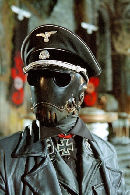 Kroenen-nazi-robot-big | caoticland Flickr