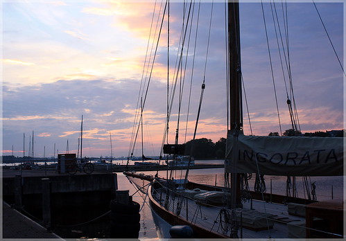 sunrise germany deutschland sonnenuntergang rostock stadthafen hansestadt mecklenburgvorpommern norddeutschland warnow hansestadtrostock photoshopcs3 canoneos450d goldstaraward