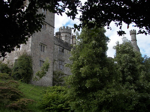trees ireland tower walls waterford lismore castlegardens