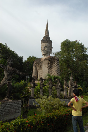 thailand temple udon buddha buddhism 1870mmf3545g thai 100views nikkor thani wat province betong nikond200 skulpturer khaek fantastiska viangchan gigantiska banthadua