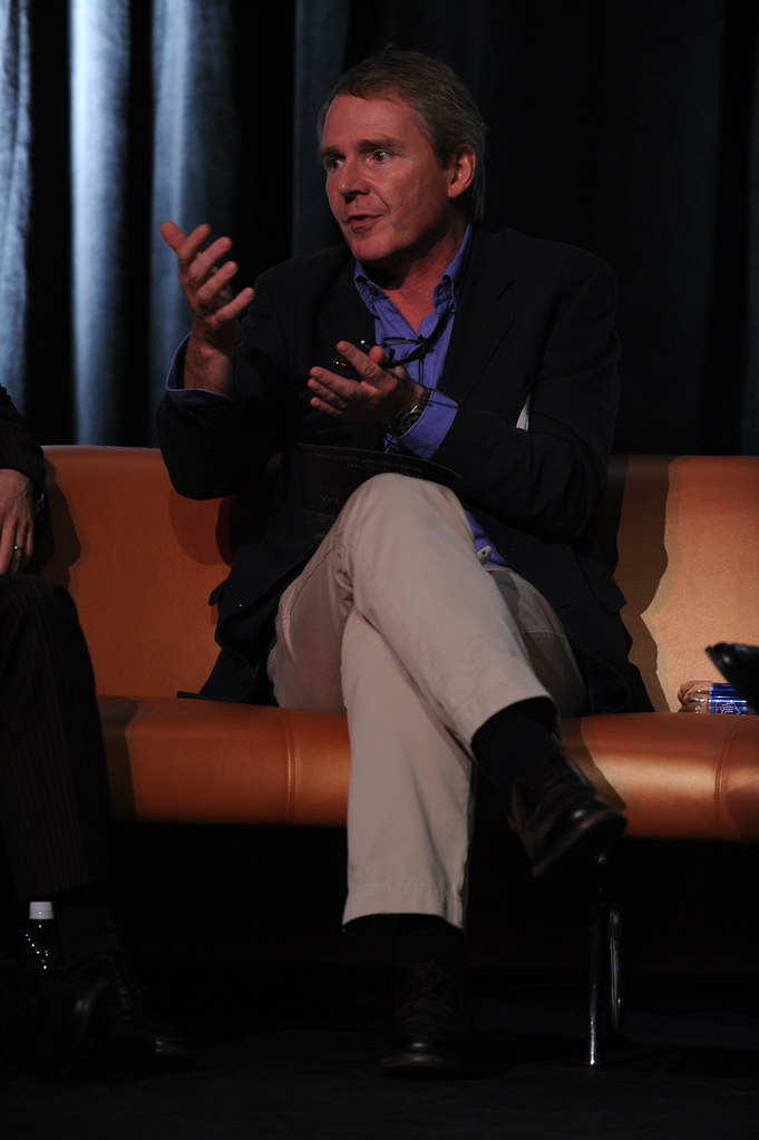 Tim Lowrey Panel DSC_5368 | WWW 2010 - Panel. Left to right, on stage: Tim Be… | Flickr