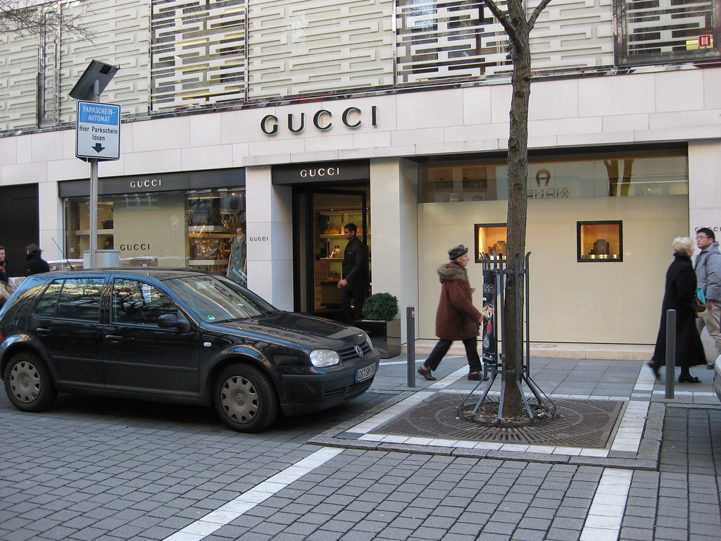 Pebish roddel bestuurder Gucci, Frankfurt | Achim Hepp | Flickr