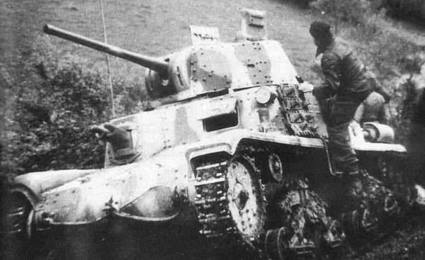 Panzerkampfwagen M15/42 738(i) Nr. 222