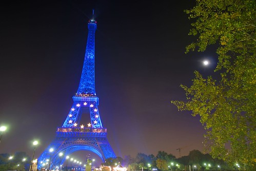 Paris - Eiffel Tower by GlobeTrotter 2000