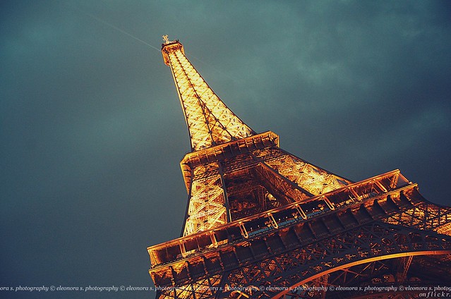 Paris, June 5th, 10.31pm. When sky turns black.