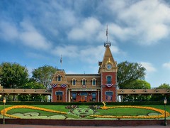 Disney - Disneyland Main Street Train Station