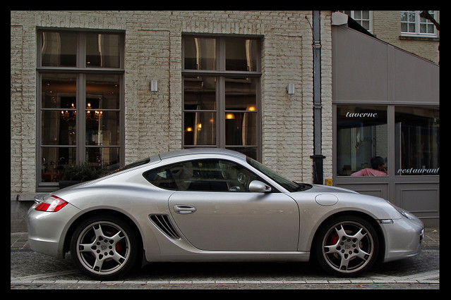 Porsche Cayman S in Brugge