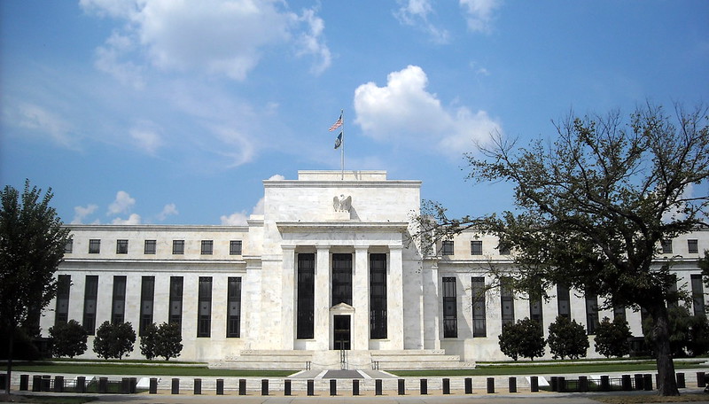 Fed Dallas: lãi suất cần tăng thêm ít nhất 50 điểm cơ bản