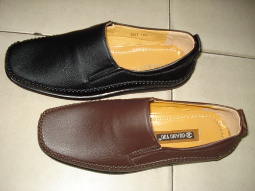 GENTS LEATHER SHOE 14 MODEL ALL 2 COLOR 712 PC@32-58 (1) | Flickr