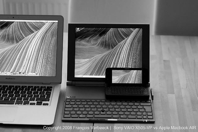 Apple Macbook AIR vs Sony VAIO X505
